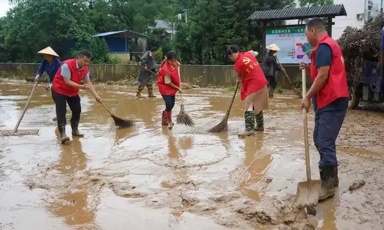 洪水防范、自救与卫生措施